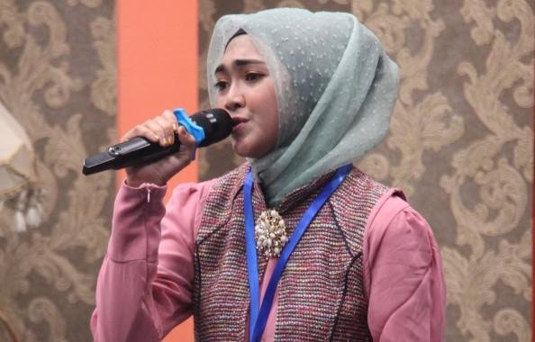 Kontestan Luar Pekanbaru Berjaya, Polling Berpengaruh